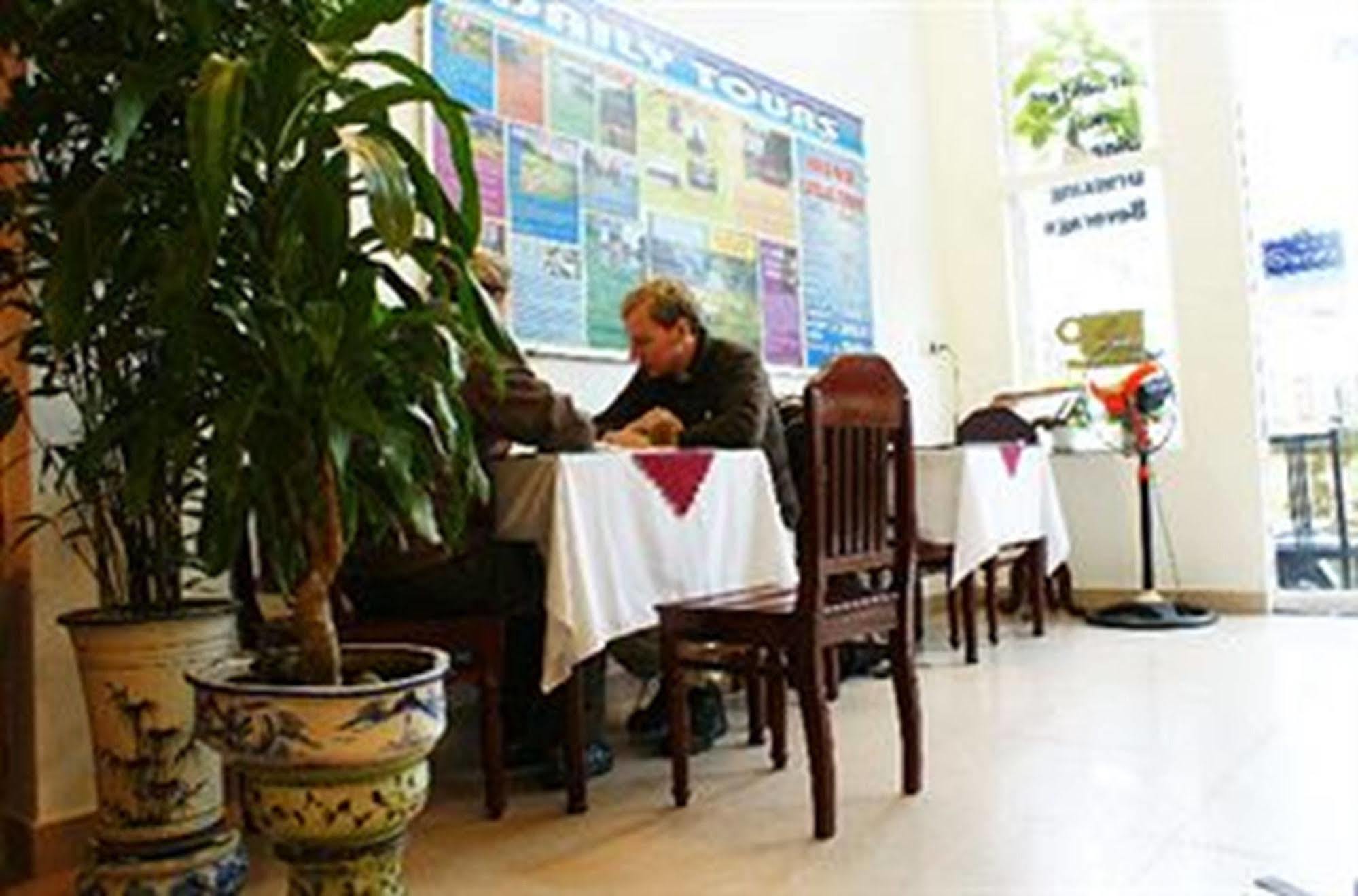 Amigo Hue Hotel Esterno foto